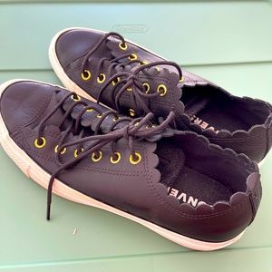 Converse scalloped Leather